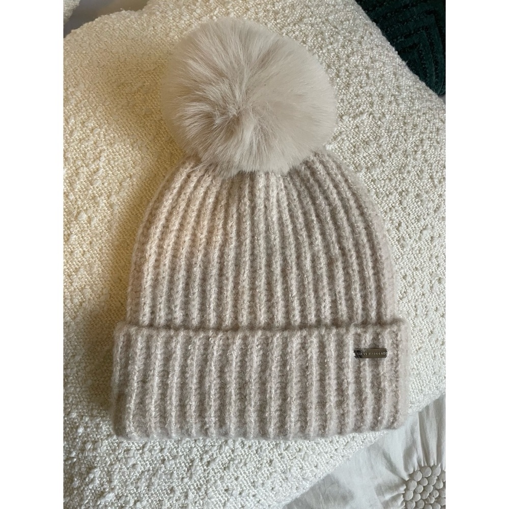 NEW Steve Madden Cream Knit Beanie